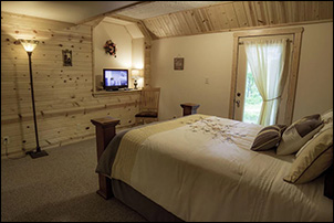Book This B&B Room in gorgeous wooded surroundings with hot tub